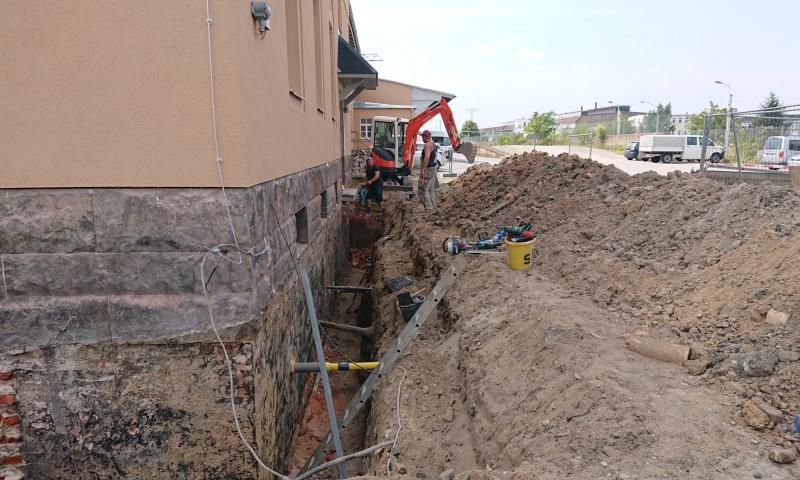 Fassadensanierung (energetische Ertüchtigung) Güterabfertigung Riesa, Heinrich-Schönberg-Straße 1a in 01591 Riesa im Landkreis Meißen  