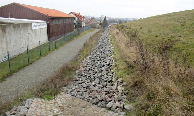 Deponie Torgau, Süptitzer Weg - Wiederherstellung umlaufender Graben Deponiebereich 4